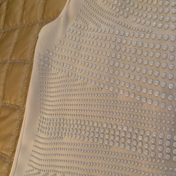 Top - Picture 2 of 4